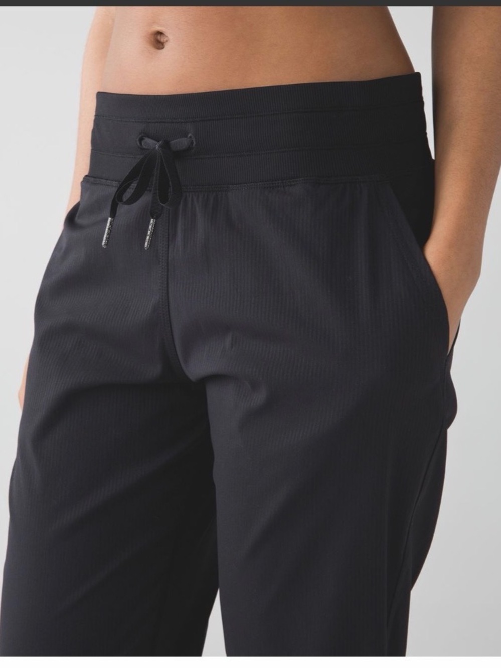 Lululemon dance studio crops